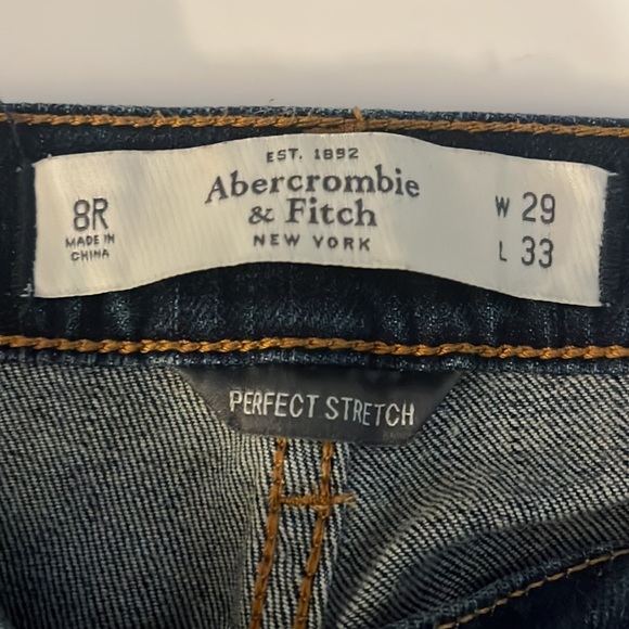 Abercrombie Perfect Stretch jeans - Picture 2 of 2